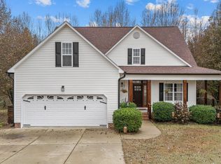 2072 Rowland Pond Dr, Willow Spring, NC 27592