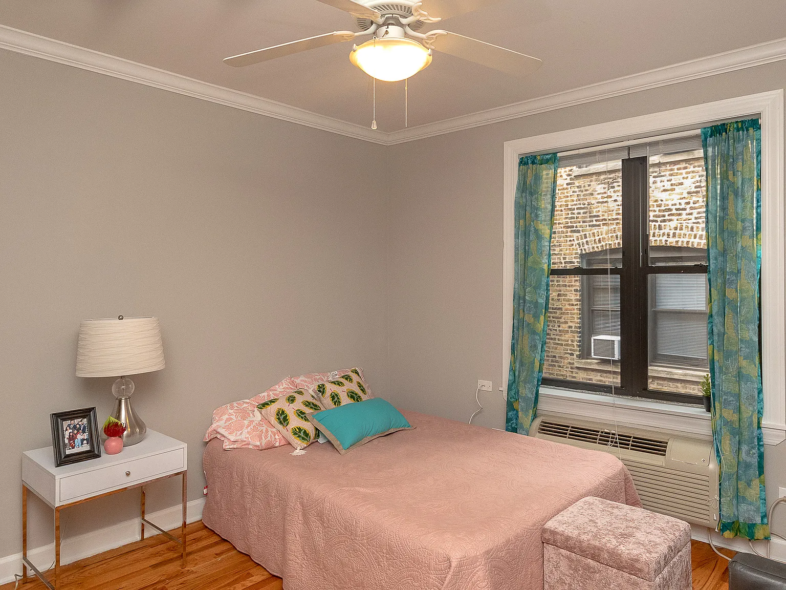 2046 N. Orleans — Photo 1