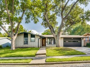 230 Montpelier Dr, San Antonio, TX 78228