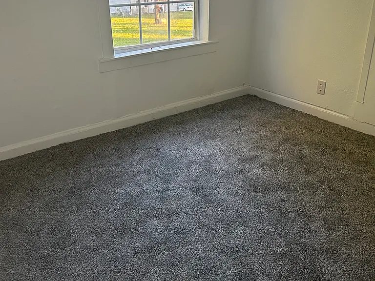 190 Erwin St #0 — Photo 9