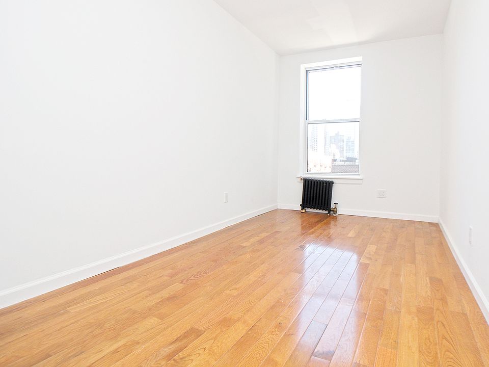 2nd image of 1562 3rd Ave #12