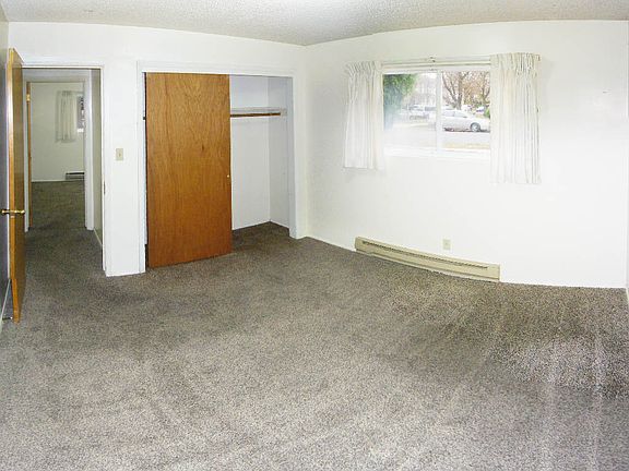 Bedroom #1