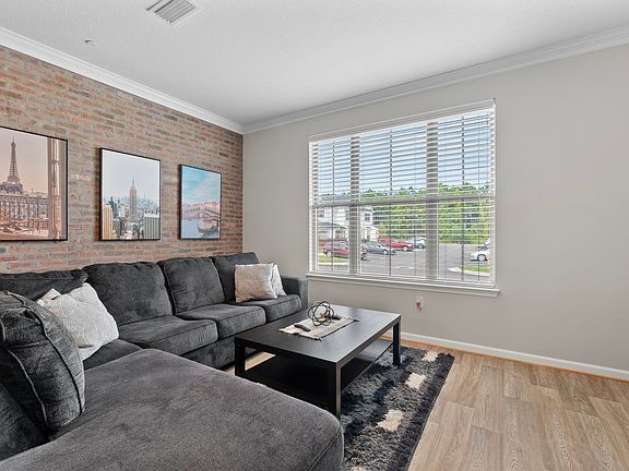 2nd image of 1207 Union Pacific Way #1