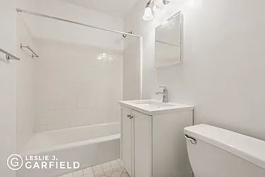 Rented by Leslie J. Garfield