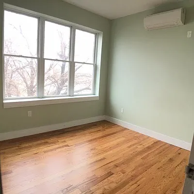 Rented by Bedford Brownstone Realty | media 17