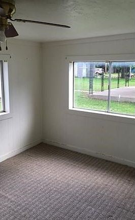 3rd image of 209 S Jones Ave