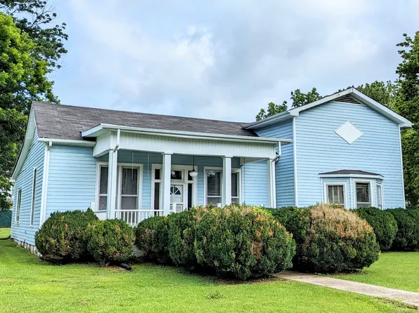 217 E Hogan St, Tullahoma, TN 37388