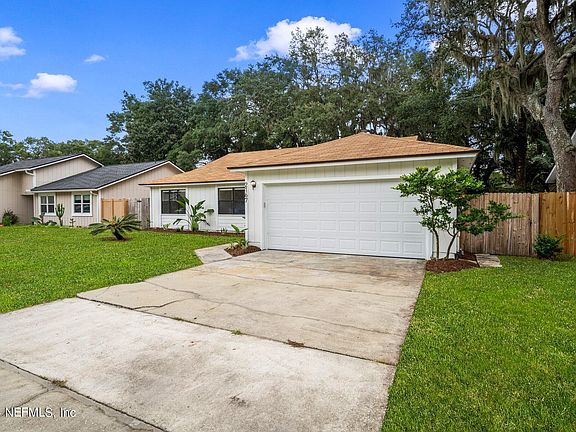 2nd image of 2167 FEATHERWOOD Drive E
