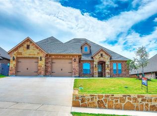 705 La Paloma Rd, Sanger, TX 76266