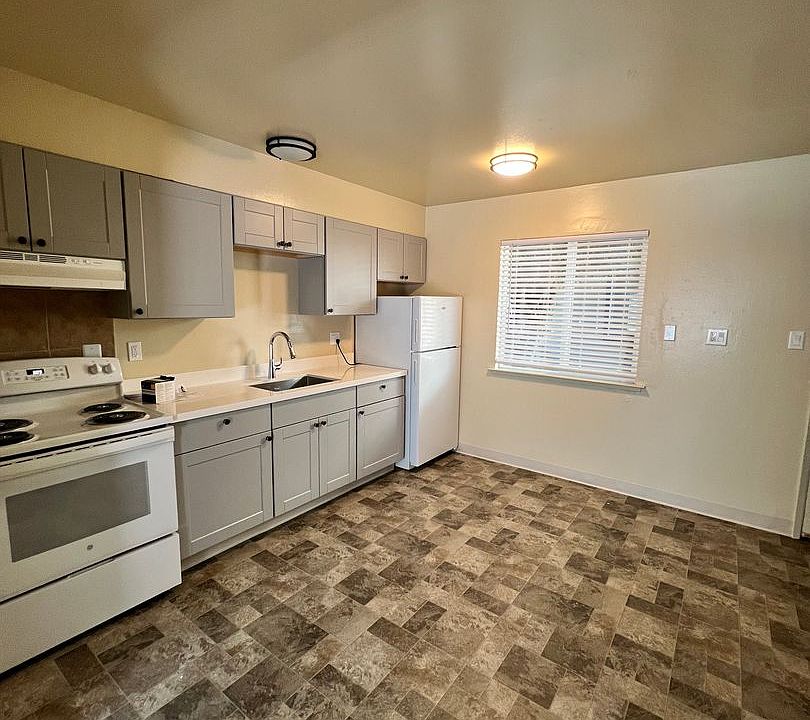 1st image of 1022-1070 Williams St #1066
