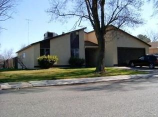 324 Whitethorn Dr, Modesto, CA 95354