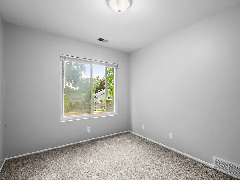 600 W Michigan Ave #8 — Photo 9