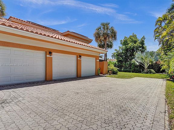 4th image of 17540 SW 73rd Ct