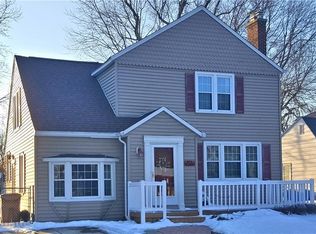 228 Woodridge Ave, Cheektowaga, NY 14225