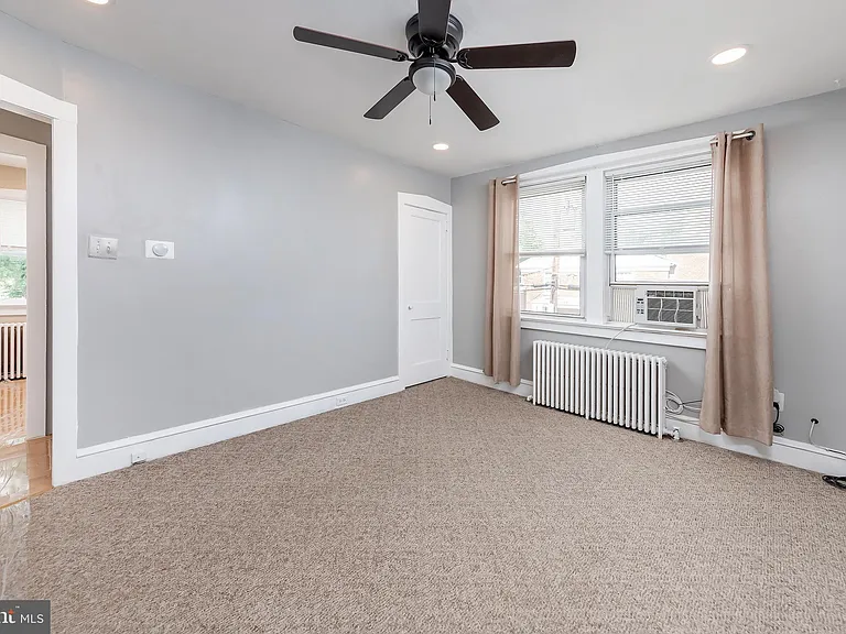 674 Johnson Ave #B — Photo 3