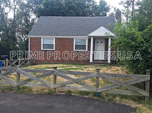 700 Ridgeside Pl, North Versailles, PA 15137