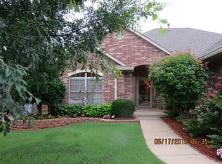 16513 Hardwood Pl, Edmond, OK 73012