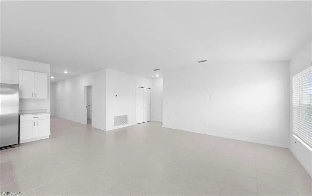 4 bed, 2.0 bath, 1824 sqft, $2,150 — Photo 3