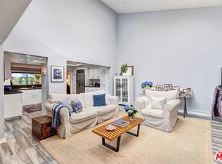 2531 Almaden Ct, Los Angeles, CA 90077