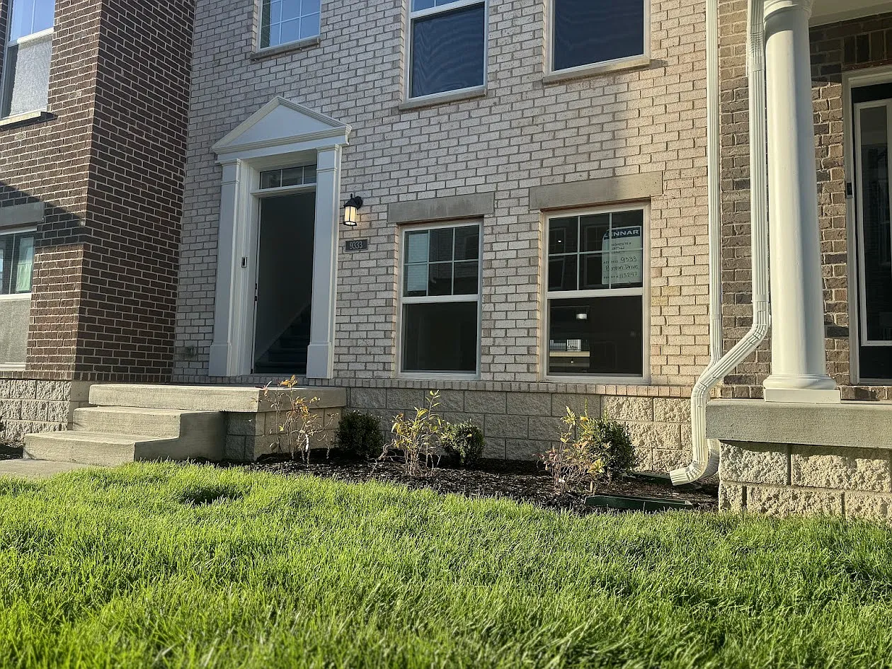3 bed, 1710 sqft, $2,495 — Photo 4