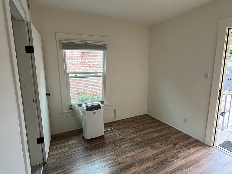4510 N Figueroa St #1 — Photo 24