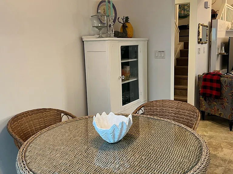 Wildwood Dr — Photo 12