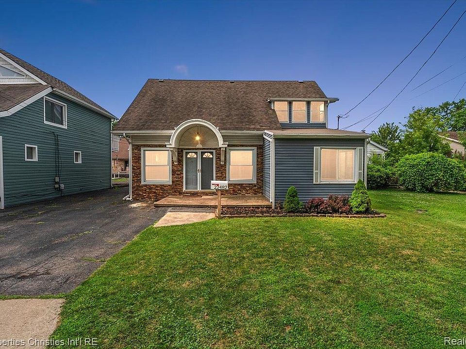22482 Beach St, Saint Clair Shores, MI 48081 | MLS #20261048297