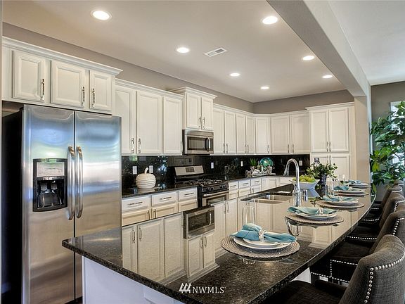 2nd image of 622 Wooduck Drive SW #186