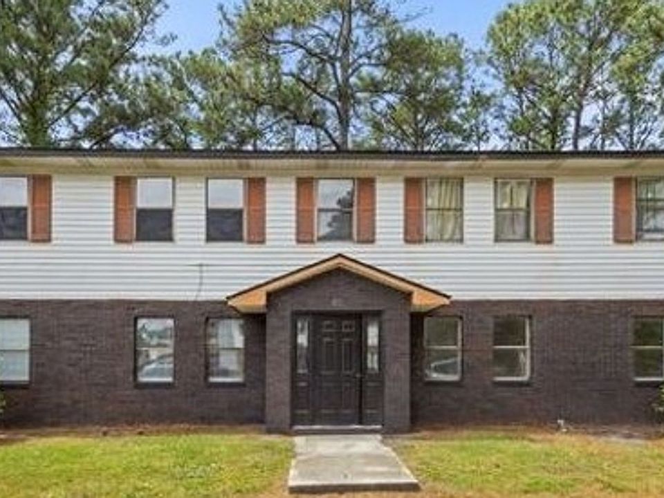 1st image of 110 Ravenwood Dr APT A