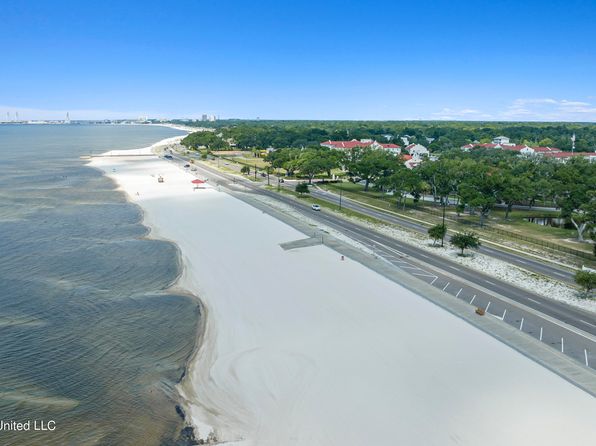 124 Arkansas Ave, Gulfport, MS 39507