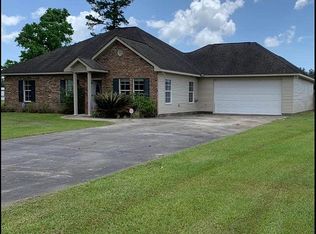 31599 Pea Ridge Rd, Albany, LA 70711