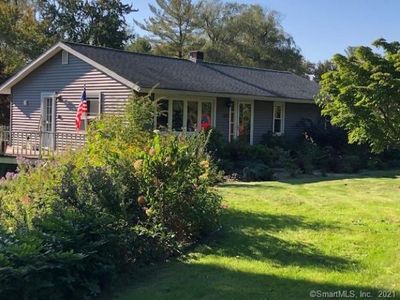 372 Quassapaug Rd, Woodbury, CT, 06798