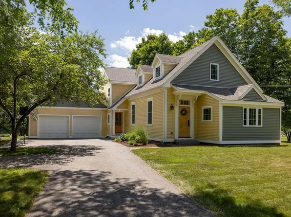 319 Piscassic Road, Newfields, NH 03856
