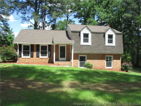417 Rhynewood Dr, Sanford, NC 27330