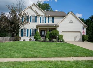 5833 New Haven Dr, Medina, OH 44256