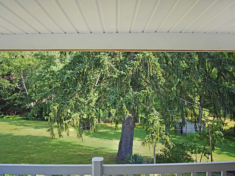 905 Burchfield Rd — Photo 5