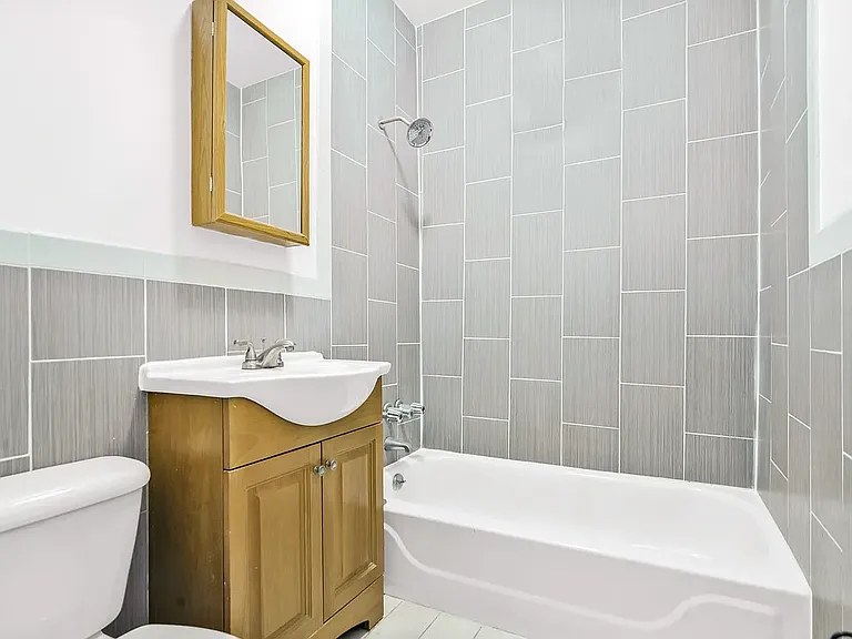 1253 Pacific St #2 — Photo 14