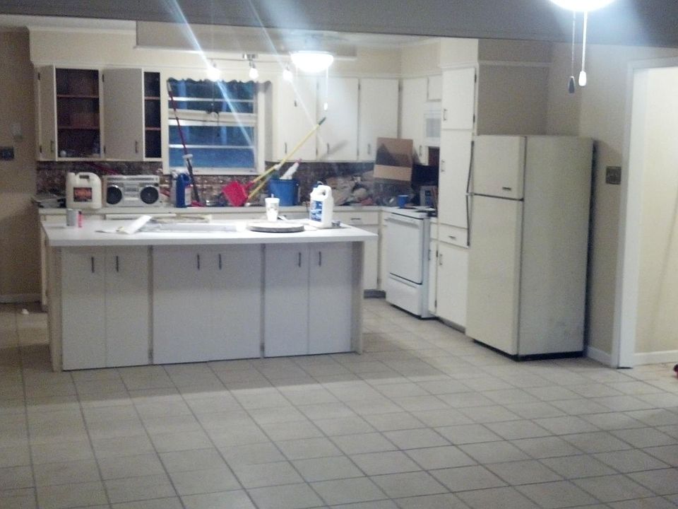 1st image of 105 Judy St
