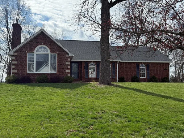 411 Timberline Trl, Hannibal, MO 63401