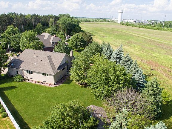 3rd image of 16411 W Cypress Cir