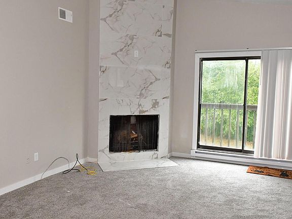 3rd image of 6938 N Raintree DRIVE #D