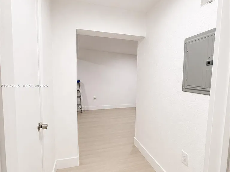 2829 SW 32nd Ct #2 — Photo 25