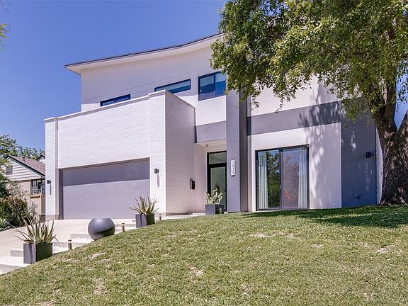 2nd image of 7019 La Vista Dr