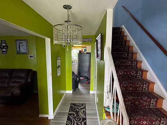 3rd image of 6404 Riggs Rd