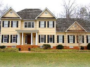 2606 Helmsley Ct, Midlothian, VA 23113