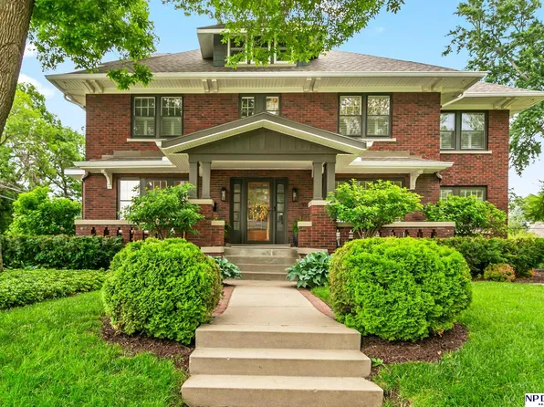 1023 Mercer Blvd, Omaha, NE 68131