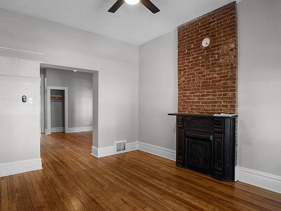 4th image of 3326 California Ave
