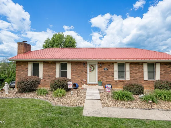 909 S Sherbrooke Cir, Mt Carmel, TN 37645