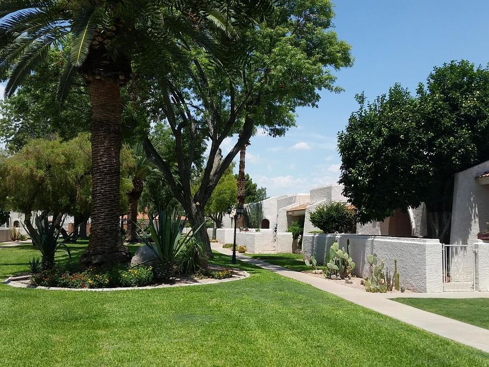 2nd image of 7139 N Via Nueva