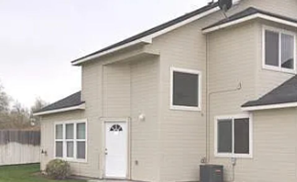 1st image of 3902 Idaho Ave